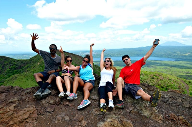 在中美洲的团队旅行中探索哥斯达黎加的度假想法
