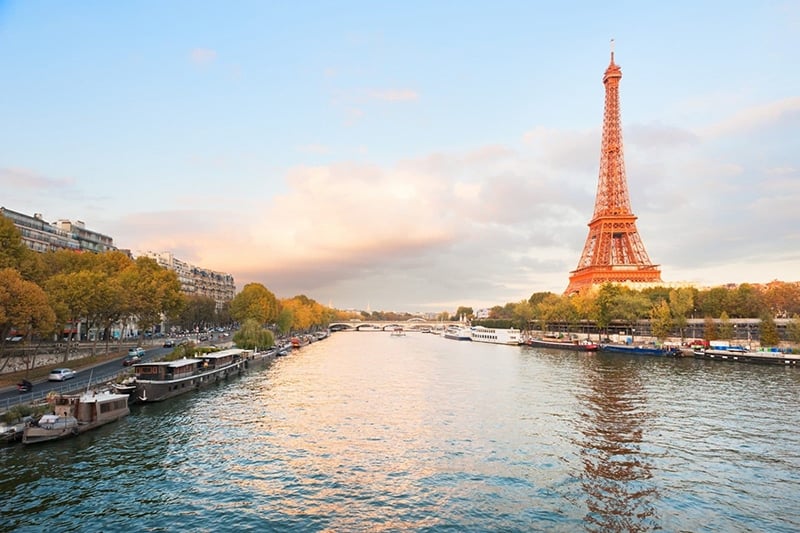 法国北部受欢迎的景点包括埃菲尔铁塔