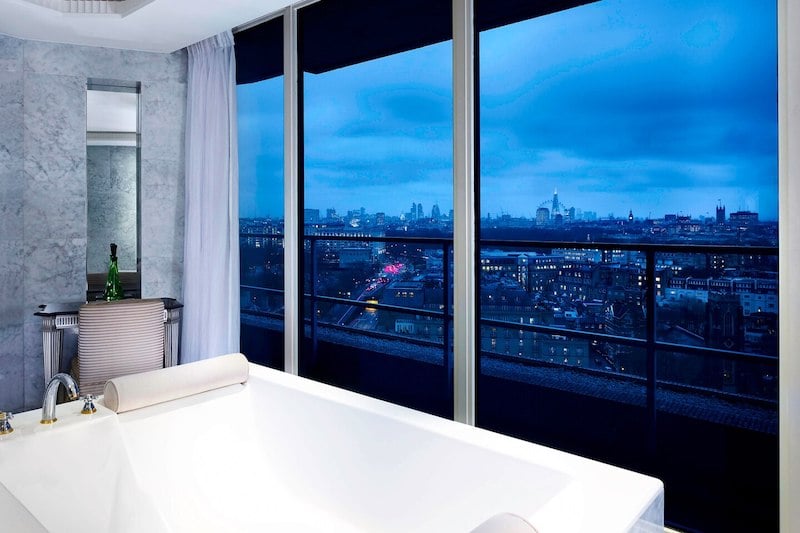 骑士桥公园塔是伦敦顶级酒店，有私人热水浴缸