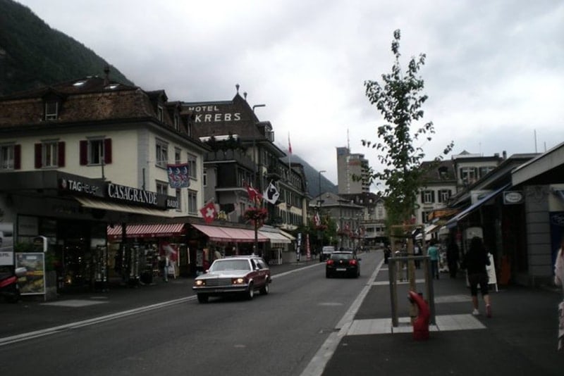 因特拉肯是去瑞士旅游不可错过的地方