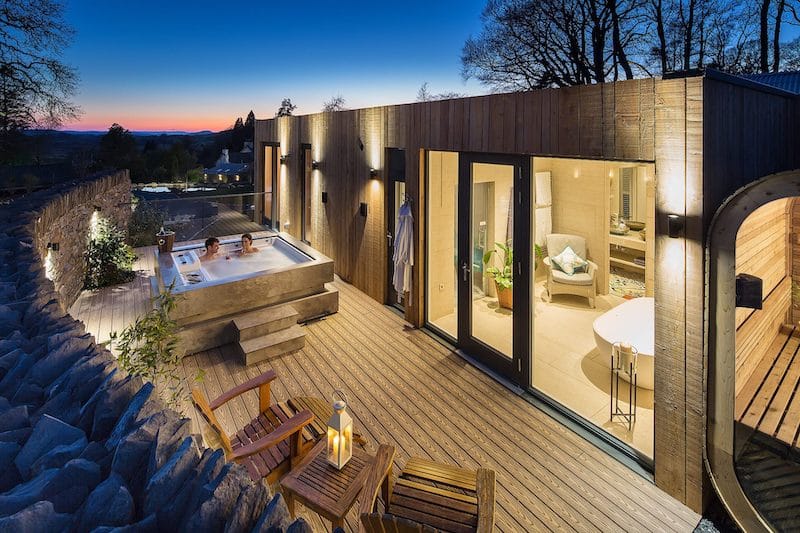 这家英国酒店配有私人热水浴缸，是英国旅行的绝佳选择