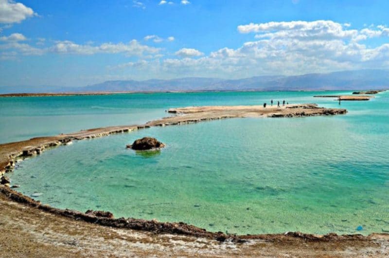 参观死海是在以色列最重要的事情之一