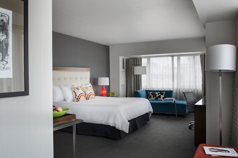 穆拉诺酒店是西雅图最好的有私人热水浴缸的酒店之一。